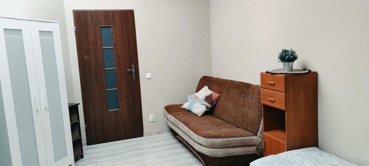 Tanie Spanie Przy Malcie - Zameldowanie Bezobslugowe - Poznań Exteriör bild